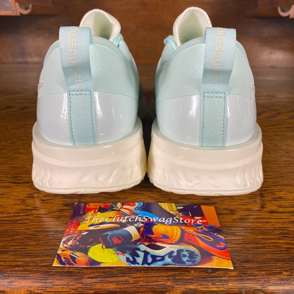 NEW Nike Odyssey React 2 Flyknit Runners Multi Sz - Picture 5 of 5